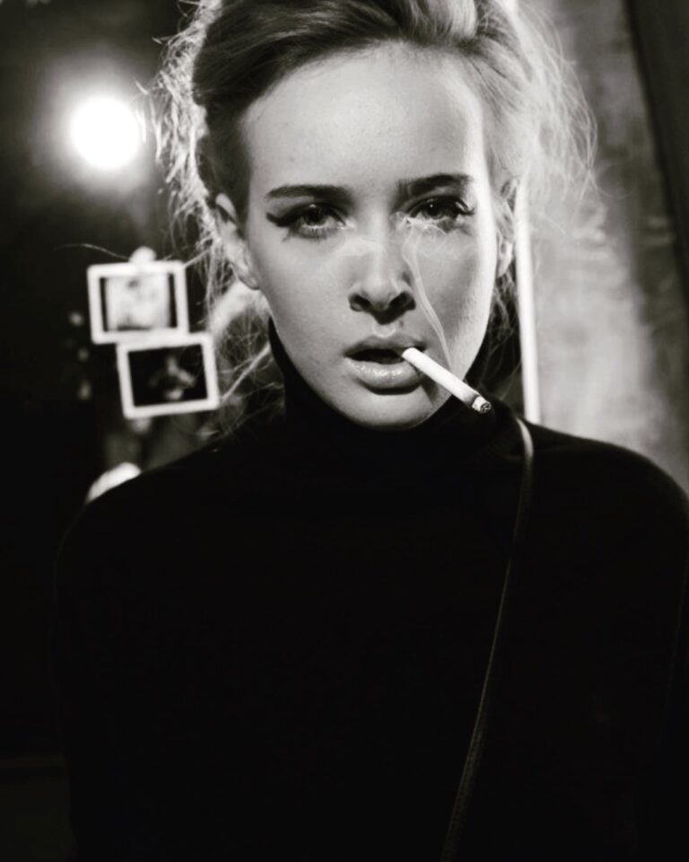 4:5 Smoldering