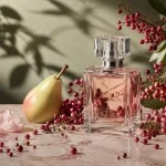 Pink pepper perfume with berries and rose